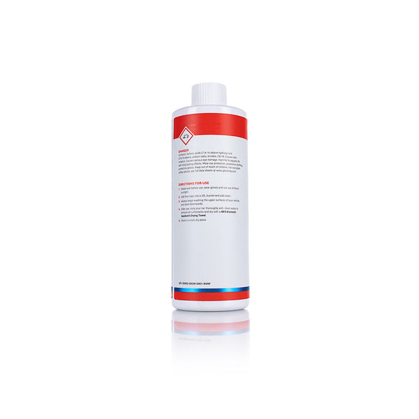 A 500ml bottle of W1 Gwash from Gtechniq